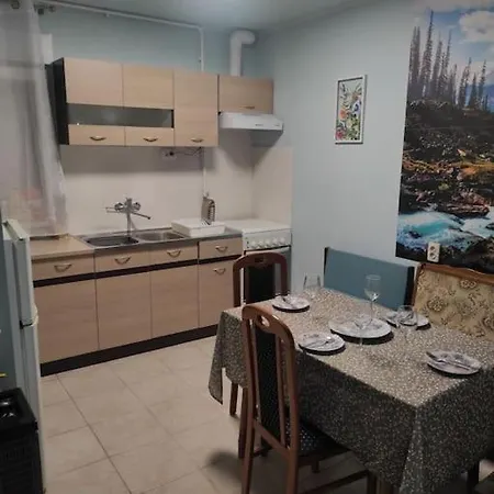 Apartment Nina *