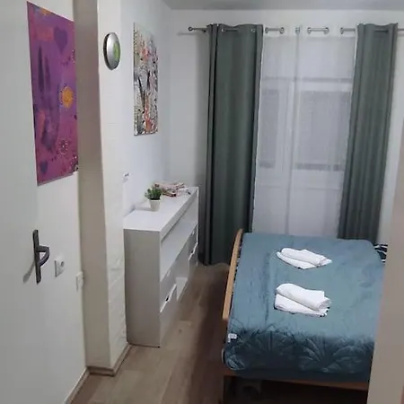 Nina * Zagreb